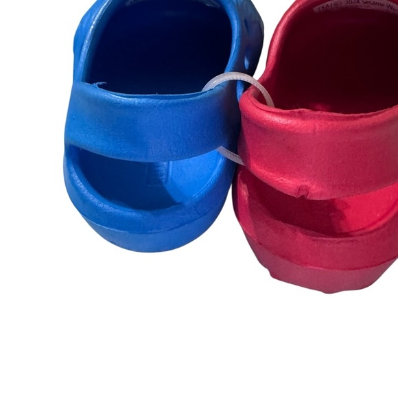 Sesame Street slip on shoes ifs1 - Picture 3 of 4